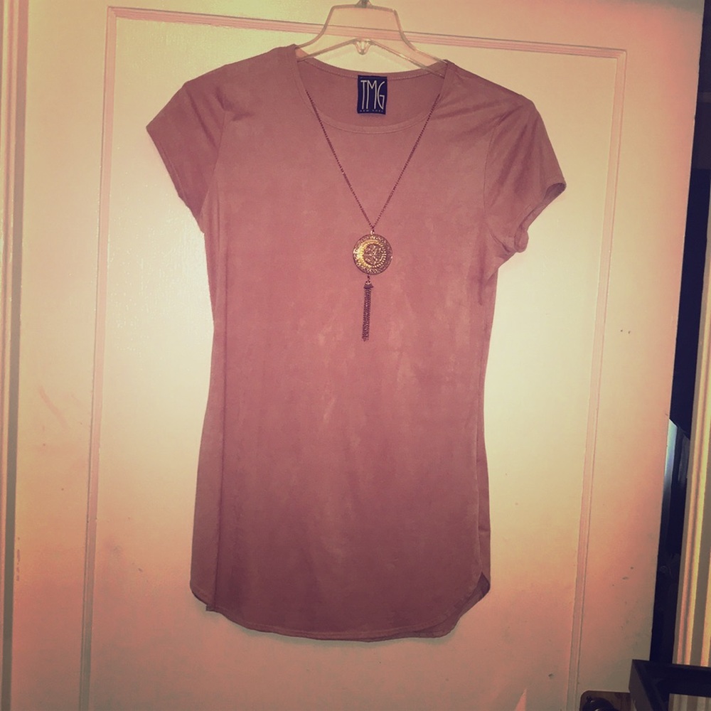 Velvet like pink shirt with Faux Gold chain around